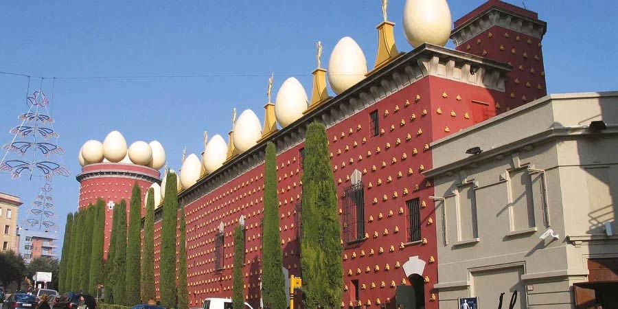 Discovering the surreal world of Salvador Dalí in Figueres